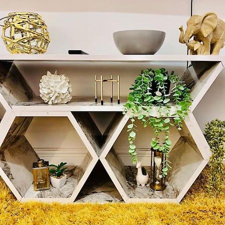 Lovely 3Bed Home ミドルズブラ エクステリア 写真